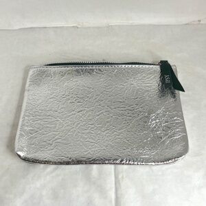 IPSY Silver Metallic Glam Bag Green Interior December 2019 Edition